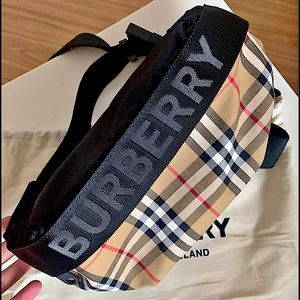 BURBERRY Medium Vintage Check Belt Bag